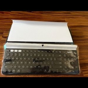 Multi-Device Keyboard K780